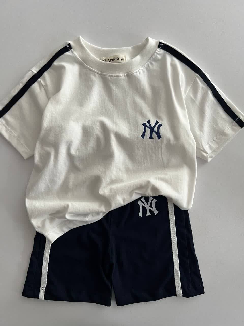 ست تیشرت و شلوارک NY دو تیکه 2 تا 5 سال