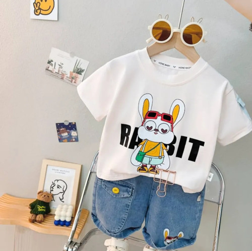 ست تیشرت و شلوارک طرح خرگوش ربیت