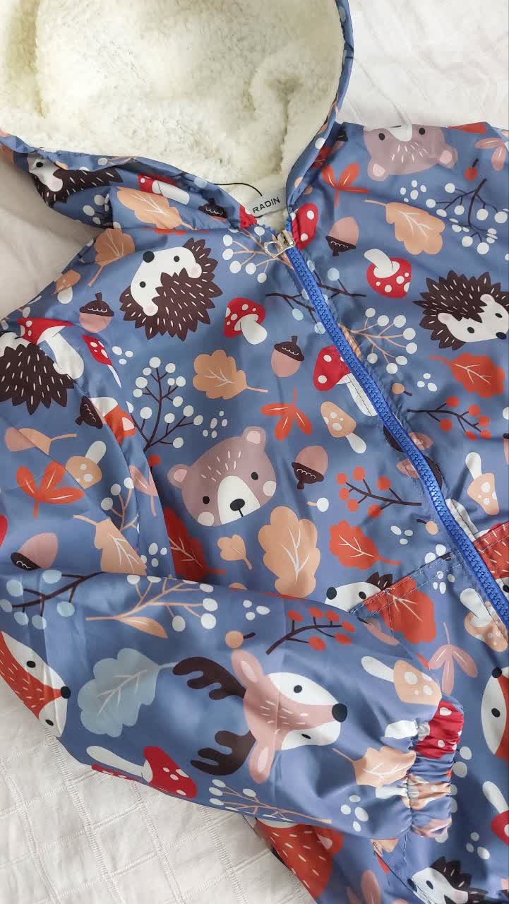 سویشرت بچه‌گانه نخی و گرم – 3 تا 6 سال مناسب پاییز و زمستان با طراحی کلاه‌دار داخل خز