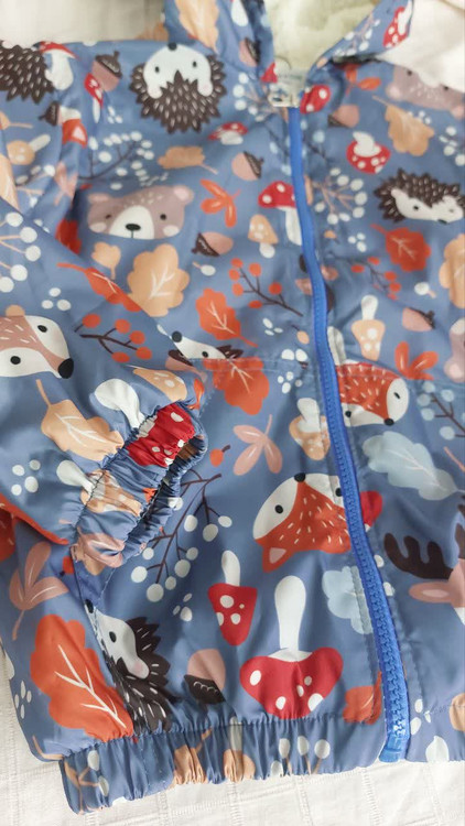 سویشرت بچهگانه نخی و گرم – 3 تا 6 سال مناسب پاییز و زمستان با طراحی کلاهدار داخل خز