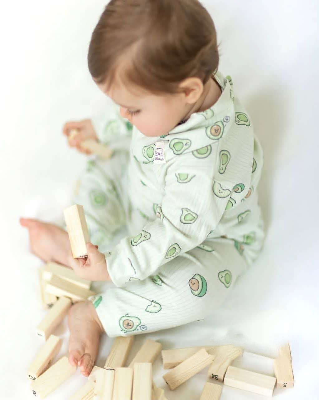 ست نوزادی سه تکه نوزادی طرح آواکادو تا 3 سال