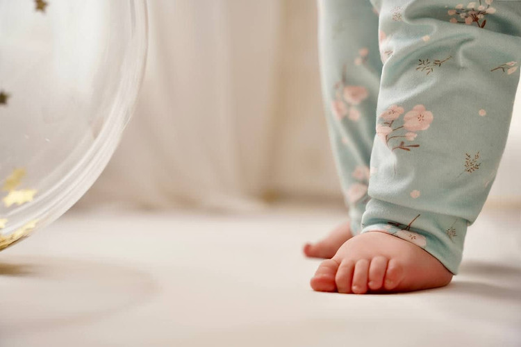 ست راحتی نوزادی 6 تا 24 ماه