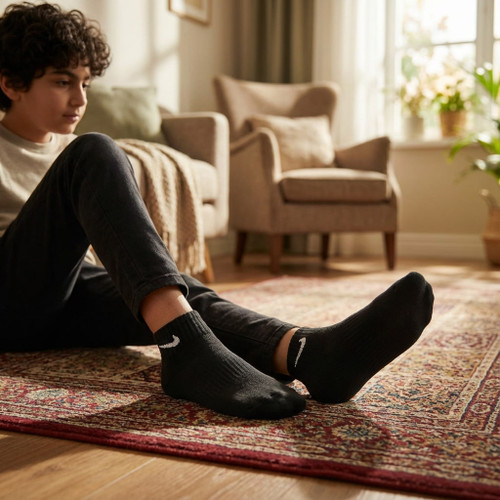 جوراب پنبه مچی بچه گانه مدل NIKE رنگ مشکی 3 تا 10 سال