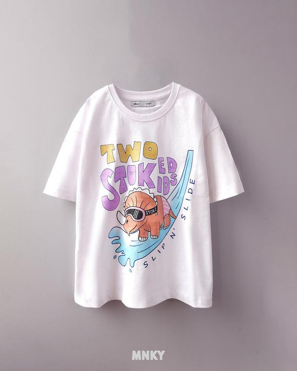 تیشرت سفید 7 تا 10 سال طرح داینو موج سوار