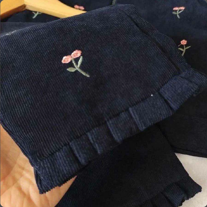 ست سویشرت و شلوار دخترانه مخمل کبریتی گلدوزی شده 3 تا 9 سال