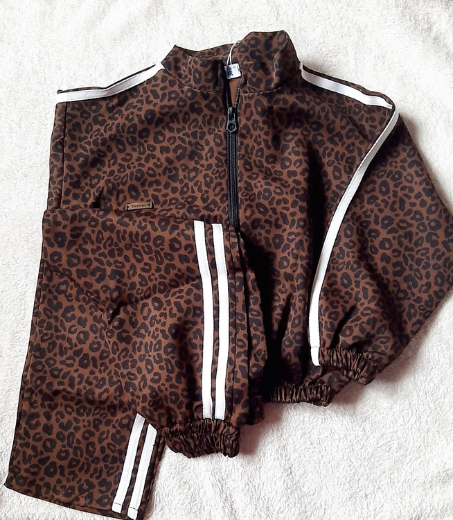 ست سویشرت و شلوار پلنگی کرپ دخترانه ۲ تا ۷ سال