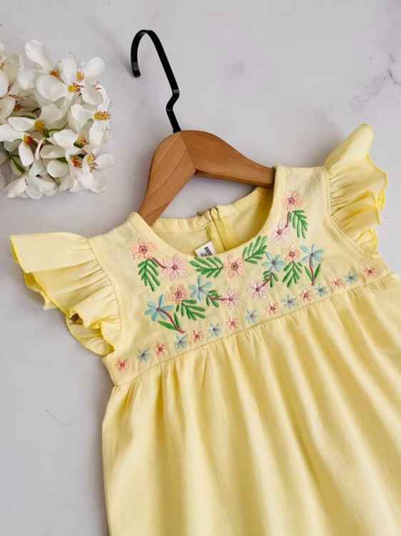 پیراهن دخترانه لینن گلدوزی پاستلی ۲ تا ۷ سال