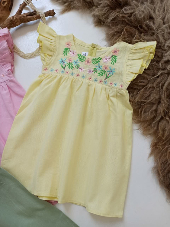 پیراهن دخترانه لینن گلدوزی پاستلی ۲ تا ۷ سال