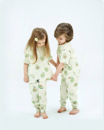 ست تیشرت و شلوار راحتی بچگانه طرح آووکادو از 10 ماه تا بزرگسال