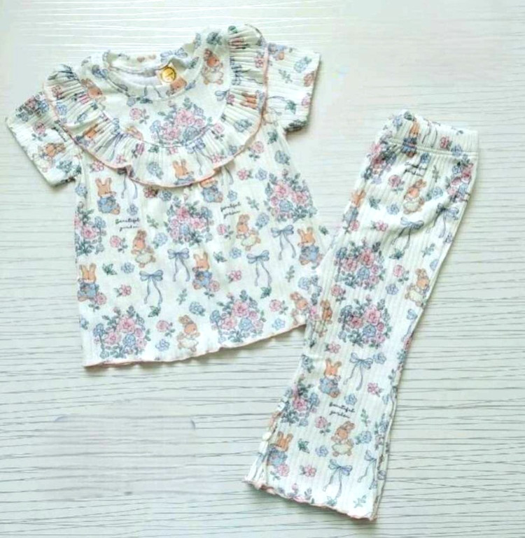 ست راحتی بچه گانه دخترانه تیشرت آستین کوتاه و شلوار بوت کات 1 تا ۶ سال کد 86301012